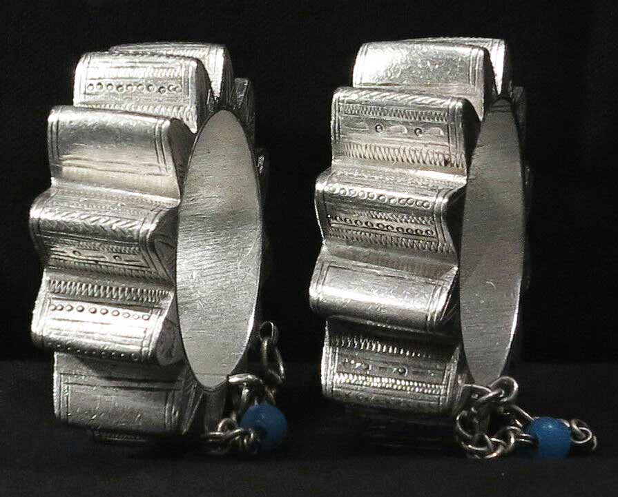 Paire de Bracelets Anciens Argent Massif 740g