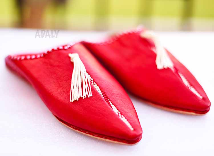 moroccan pointed slippers